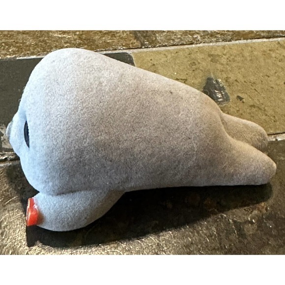 TY Beanie Boos Mini Boo NEAL THE GRAY SEAL Plastic Figure 2" - Picture 2 of 4